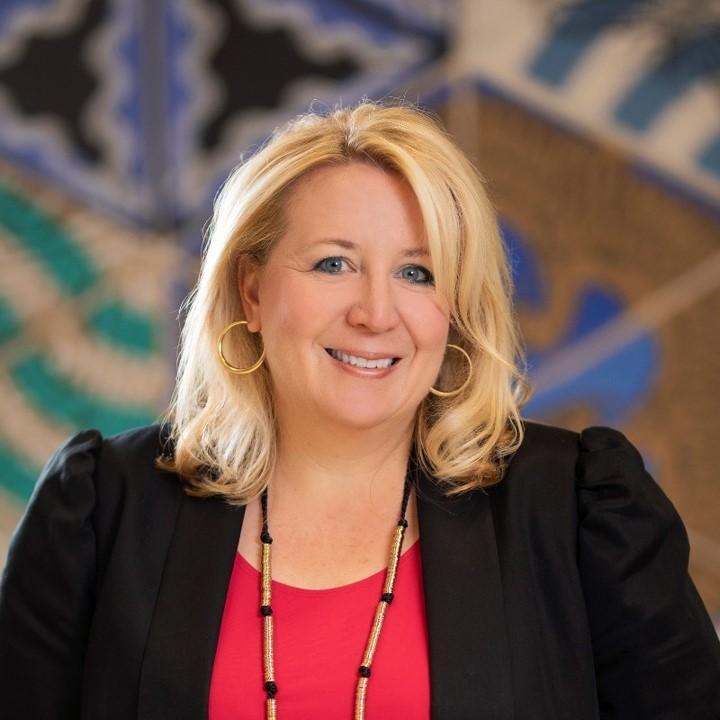 Dr. Adelle Schade